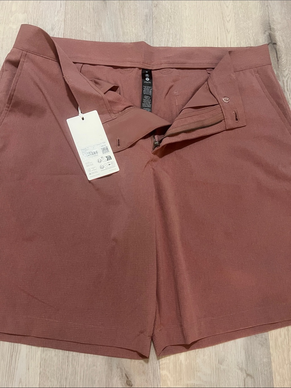lululemon athletica Men's Shorts - Dusty Rose